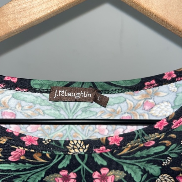 J.MCLAUGHLIN Manor Floral Signature Tee Size Large - Picture 5 of 10